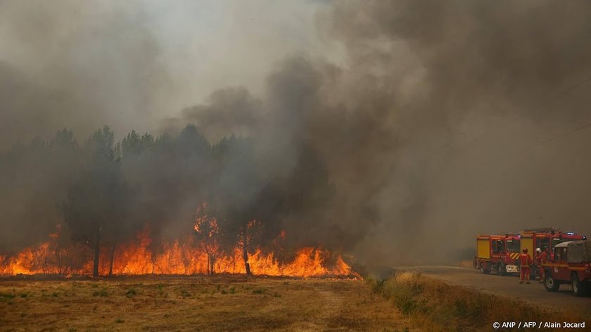 Franse branden leiden voor het eerst tot ‘pyrocumulonimbus’
