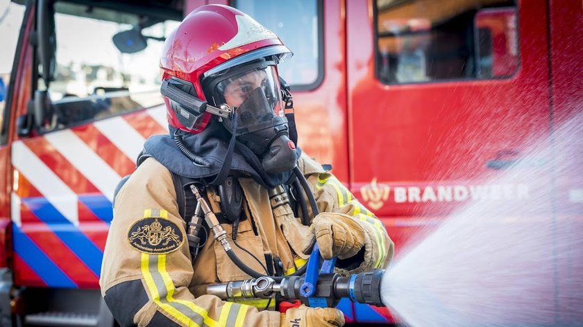 Grote uitslaande brand in Veldhoven