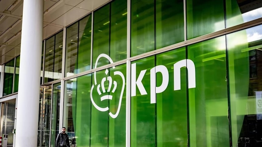 KPN zakt op afwachtend Damrak na cijfers, focus op Fed-besluit