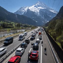 Zwarte zaterdag maakt naam waar: urenlang filerijden in Duitsland en Frankrijk