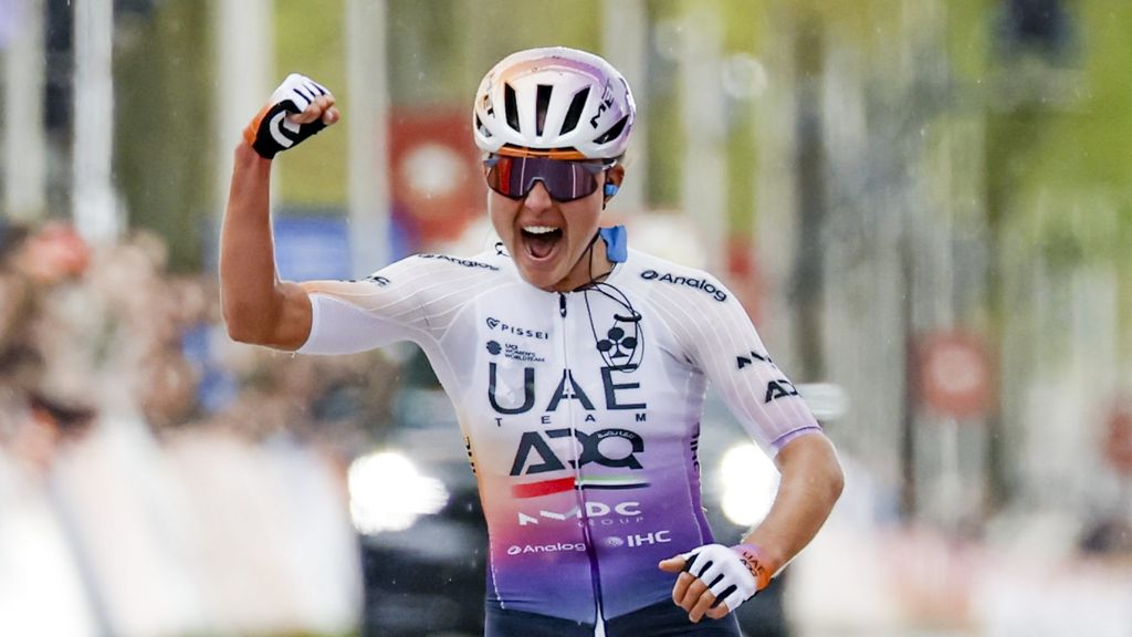 Spaans talent Blasi troeft verrassend Nederlandse favorieten af in Amstel Gold Race