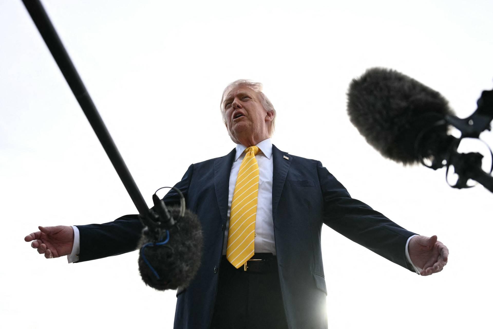 Trump: VS helpen vanaf maandag schepen in Straat van Hormuz