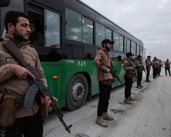 Syrian forces expel Kurdish fighters as US strikes Islamic State targets