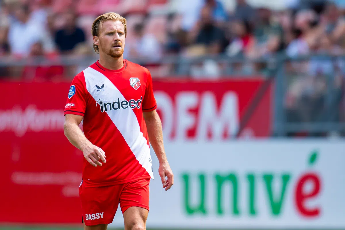 FC Utrecht verliest laatste oefenduel door klungelige doeltrap, zege Go Ahead