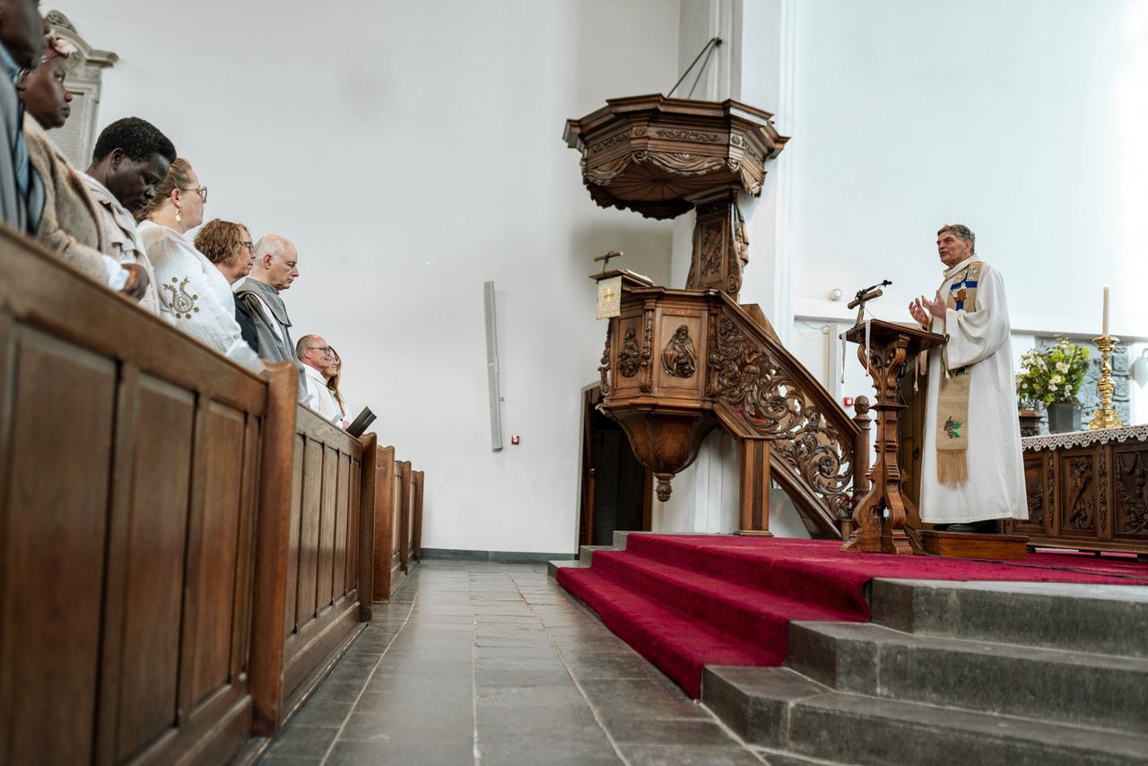 Raad van Kerken spreekt zich uit tegen radicaal-rechts, wil ‘optreden’ tegen ‘kerkleden die zich hardnekkig racistisch uiten of participeren in geweld’