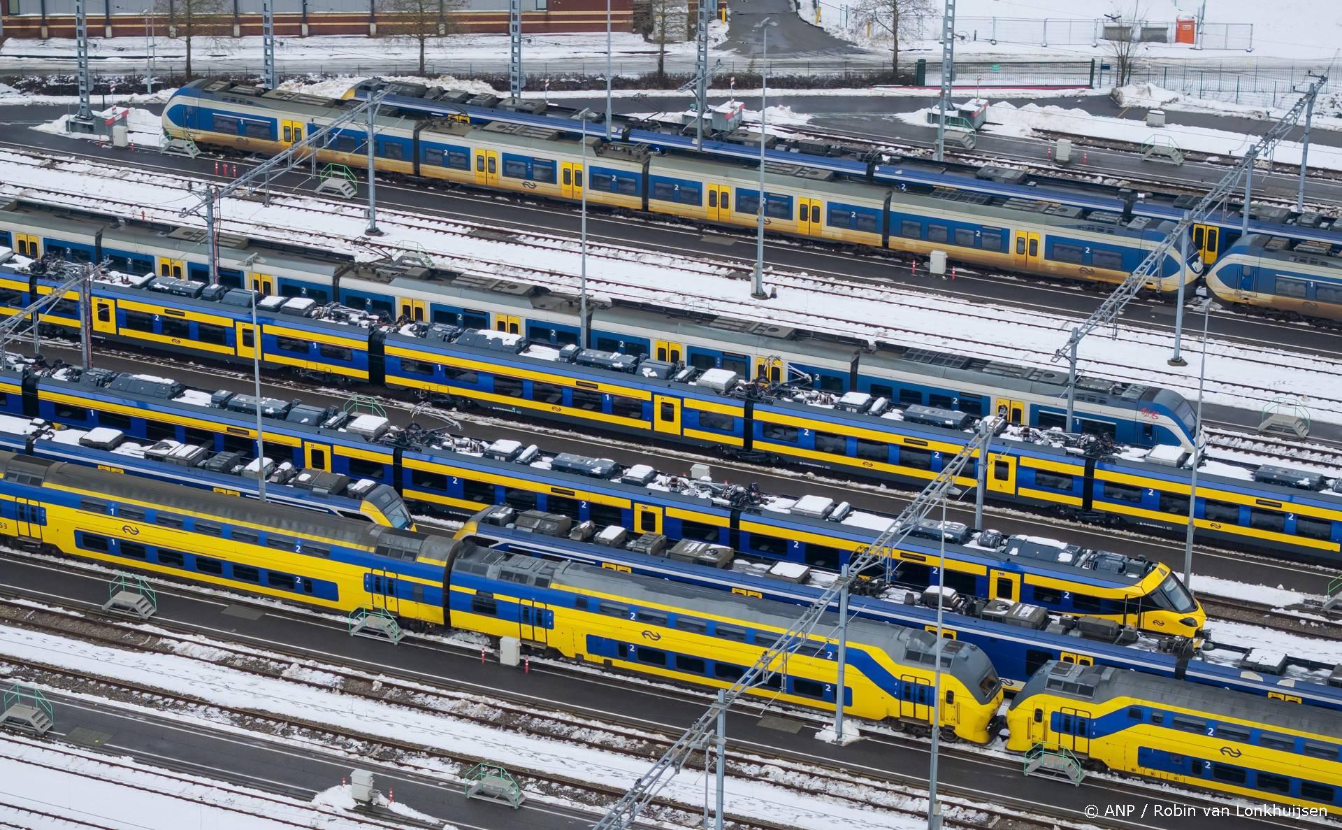 NS rijdt ook maandag met aangepaste dienstregeling om winterweer