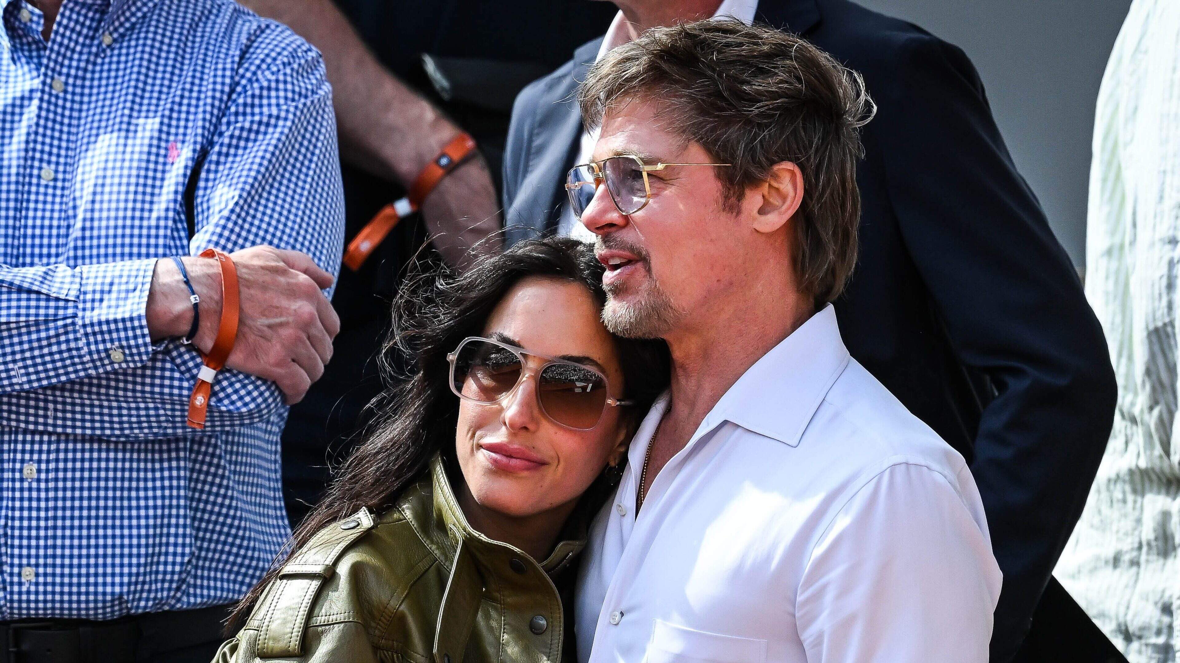 Filmster Brad Pitt (62) en Ines de Ramon maken geen geheim meer van hun relatie: wie is deze 29 jaar jongere carrièrevrouw ook alweer?