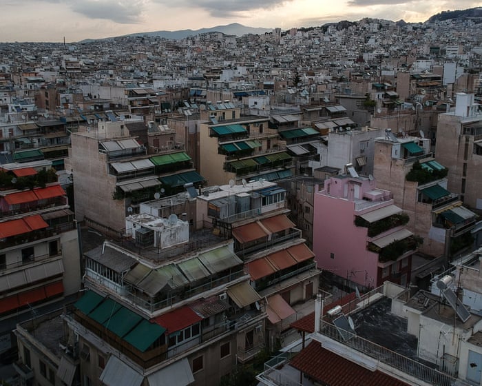 Body found in suitcase in Athens 11 days ago that of 38-year-old British woman