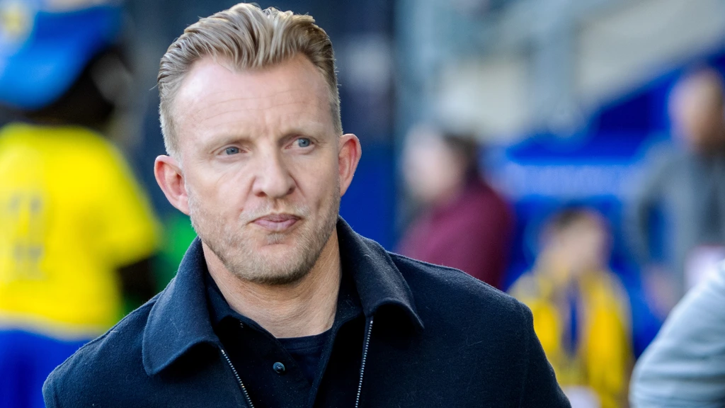 Dordrecht-trainer Kuijt dicht bij overstap naar Fenerbahçe