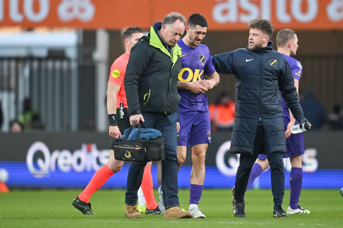 Nieuwe klap in degradatiestrijd: NAC maanden zonder Greiml