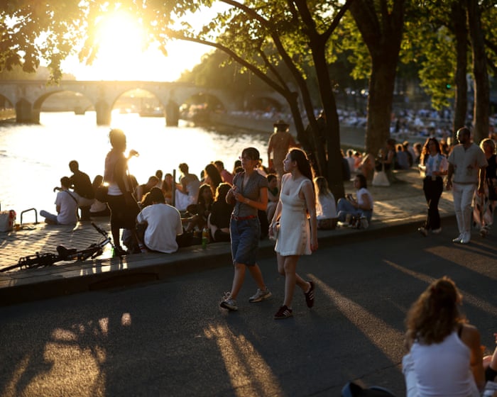 Seven heat-related deaths in France as May records set in several countries