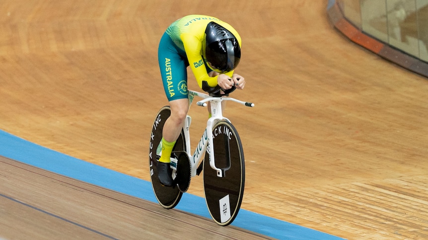 Live: 'Extremely disappointed': Aussie cyclists disqualified from individual pursuit