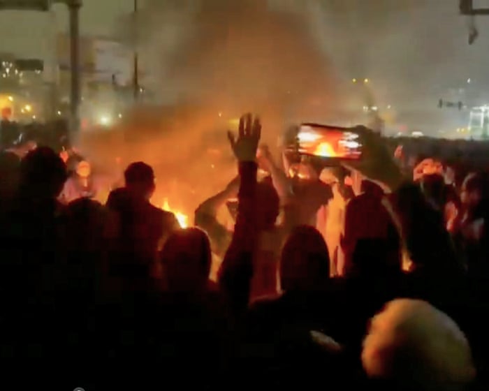 Iran arrests protest leaders as crackdown intensifies amid threat of US intervention