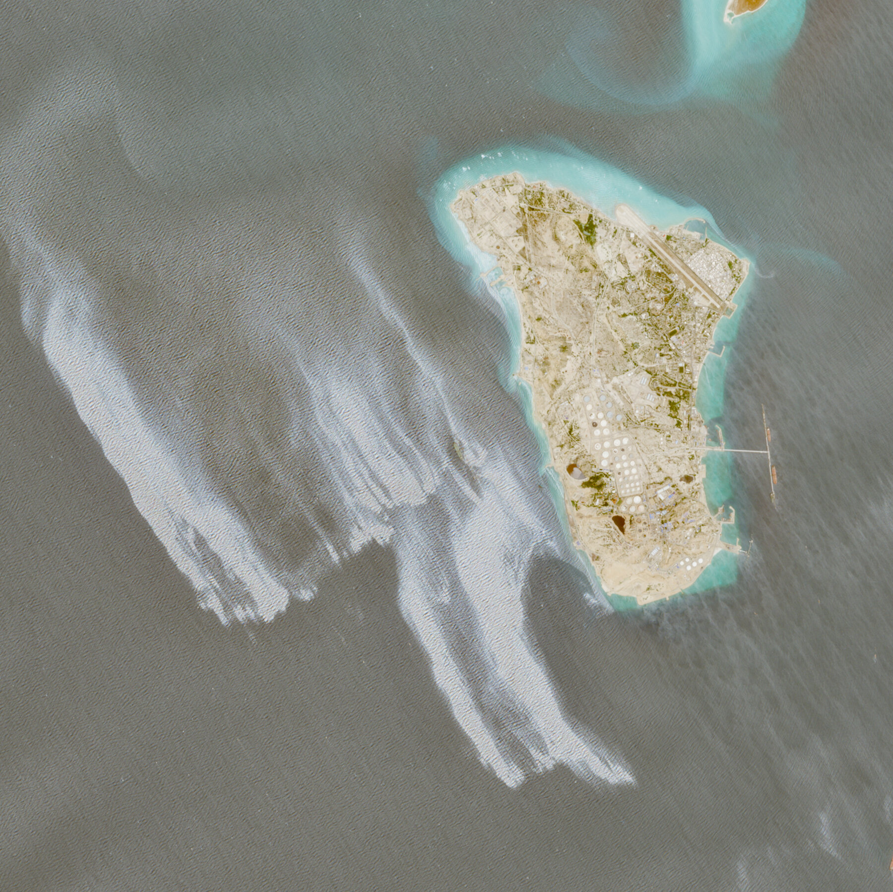 Oil Slick Is Detected Off Kharg Island in the Persian Gulf