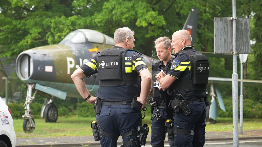 Vliegbasis Gilze-Rijen deels ontruimd om 'verdachte situatie'