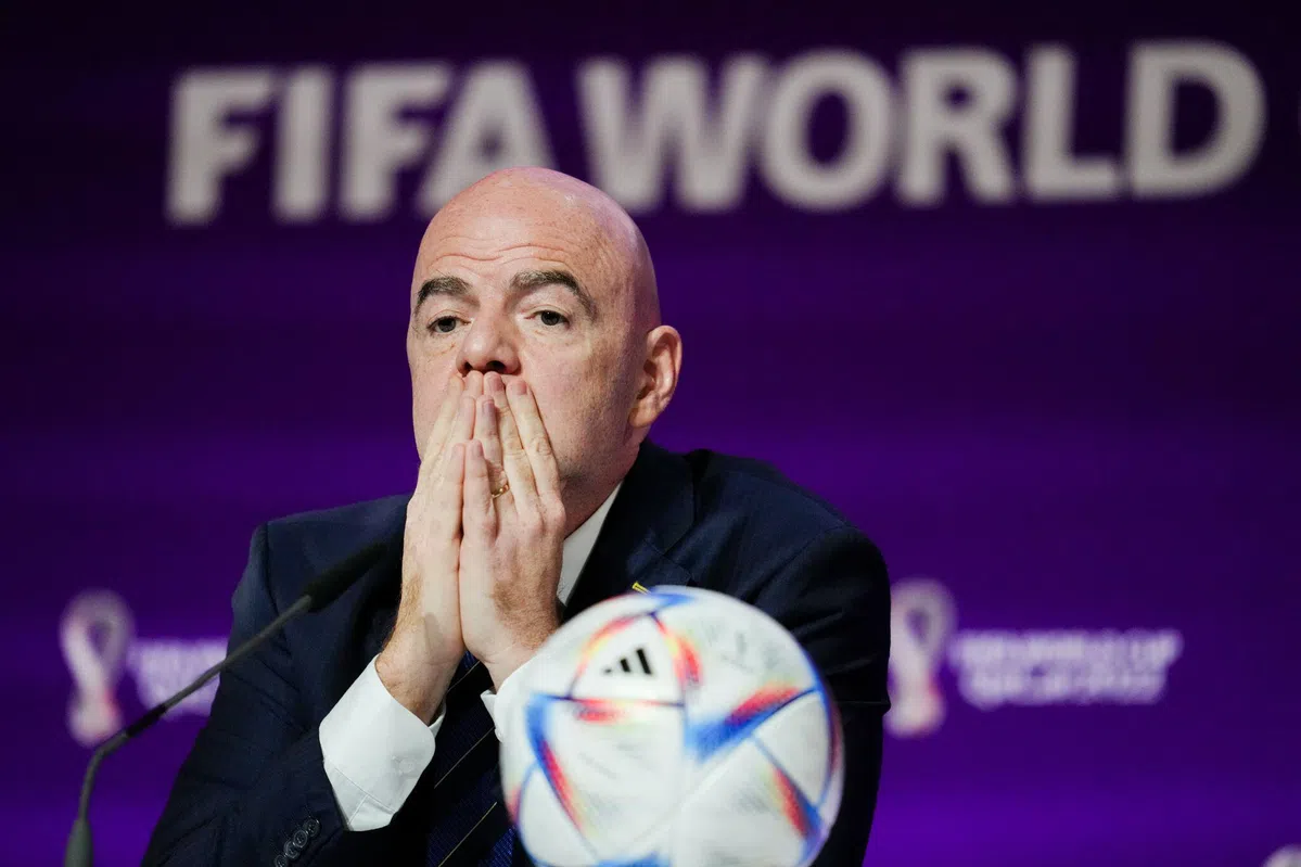 'Infantino zoekt driftig naar steun en biedt Marokko WK-finale van 2030 aan'