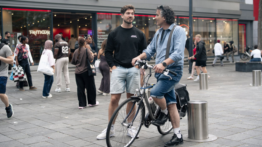 Lennard spreekt mensen op straat aan over het evangelie. ‘Zonder Jezus kun je niet bij God komen’