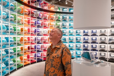 De dagen dat we in de rij stonden voor de nieuwste iPhone zijn voorbij: is Apple na 50 jaar uitgewerkt?