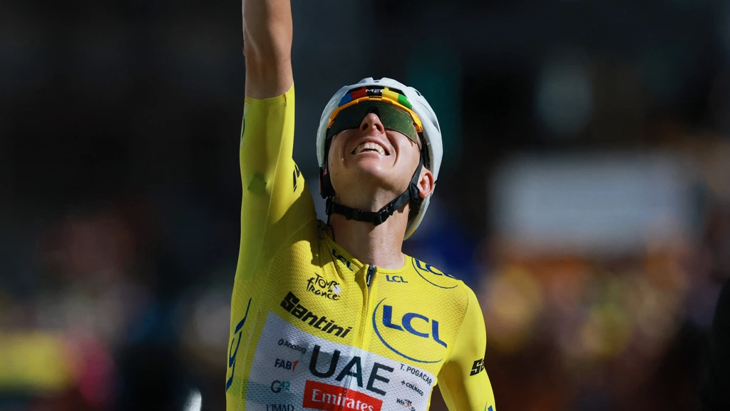 Pogacar is ook de allerbeste op Alpe d'Huez, als tweede geletruidrager ooit