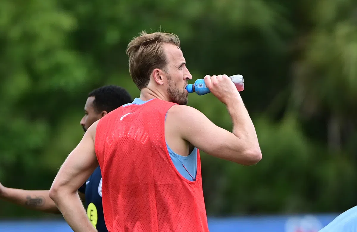 Plottwist: waterflesjes tóch welkom in WK-stadions