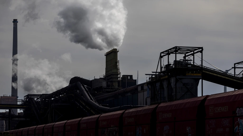 Omgevingsdienst wil vergunningen kooksgasfabrieken Tata Steel intrekken