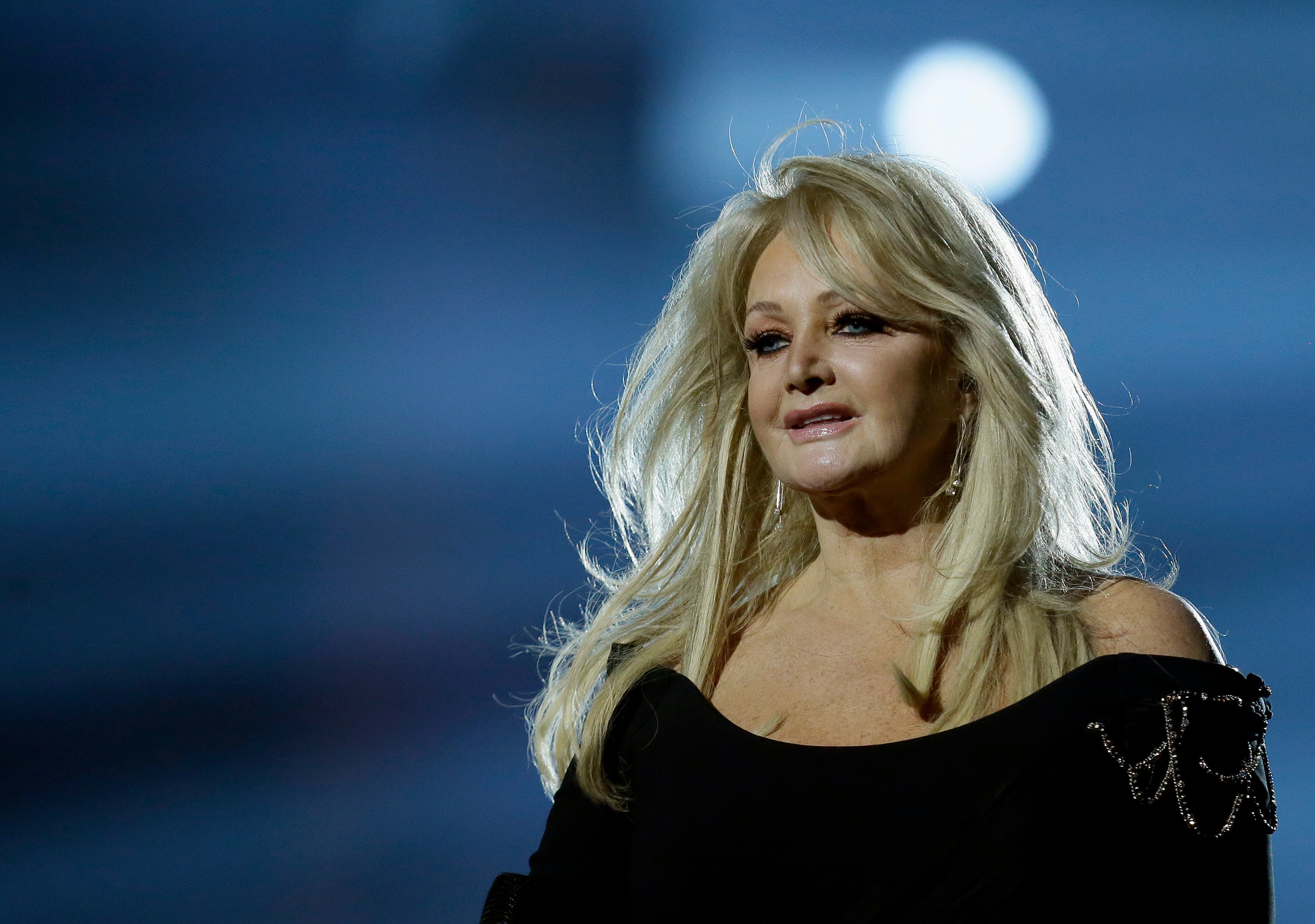 Bonnie Tyler, singer of ballad 'Total Eclipse of the Heart,' has died at 75