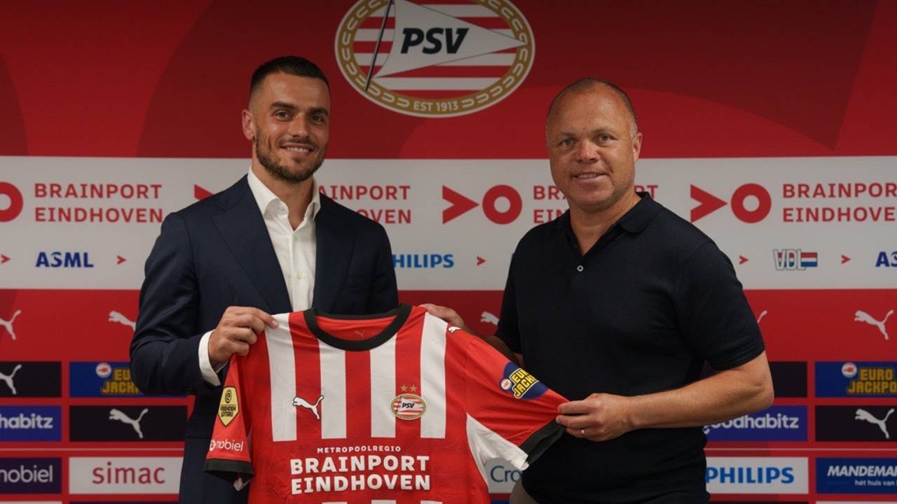 Ervaren linksback Filip Kostić tekent voor twee seizoenen bij PSV