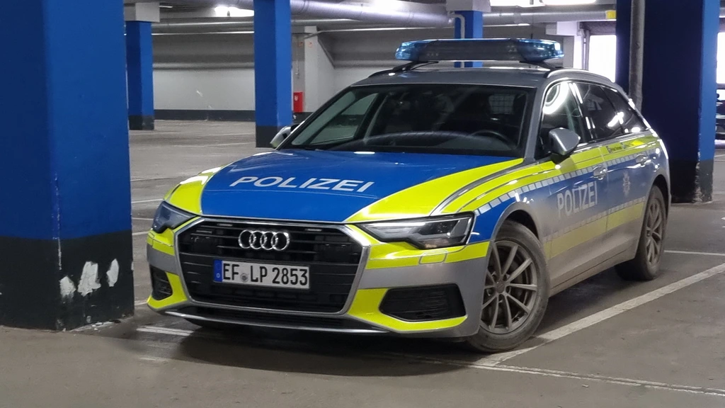 Roekeloze Nederlander, die 235 kilometer per uur reed, gepakt in Duitsland