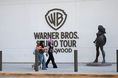 Amerikaanse staten naar de rechter om overname Warner Bros door Paramount te blokkeren