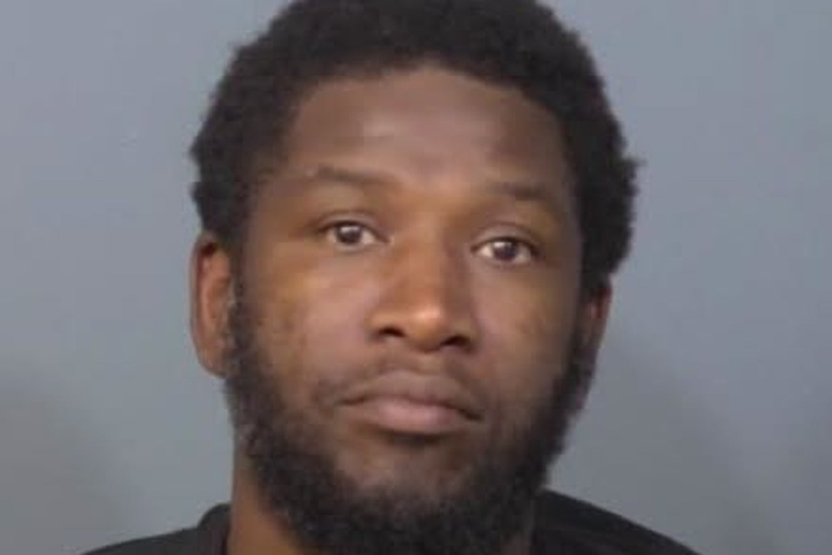 Father arrested after 2-year-old daughter dies from swallowing kratom pills while in his care: police
