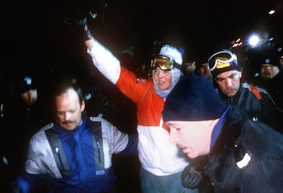 Willem-Alexander weer op de schaatsen? Dokkum legt ijsvloer aan voor ‘Elfstedensfeer’ op Koningsdag