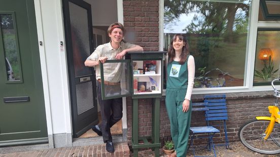 Jip (29) en Roos (28) hebben geen minibieb maar een minigalerie: 'Iedereen is creatief'