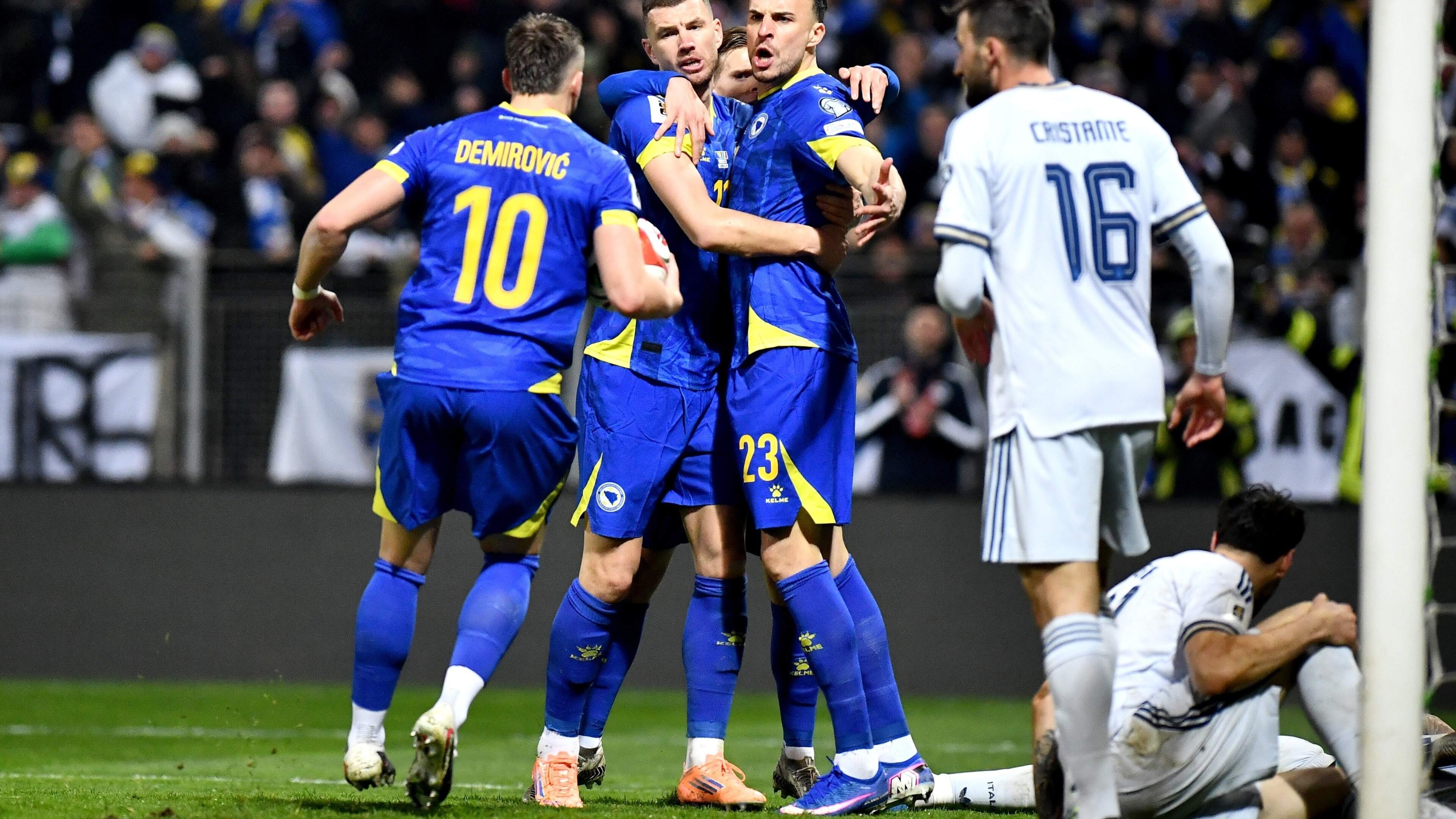 LIVE WK-play-offs: Italië moet met 10 man in verlenging afrekenen met Bosnië en Herzegovina