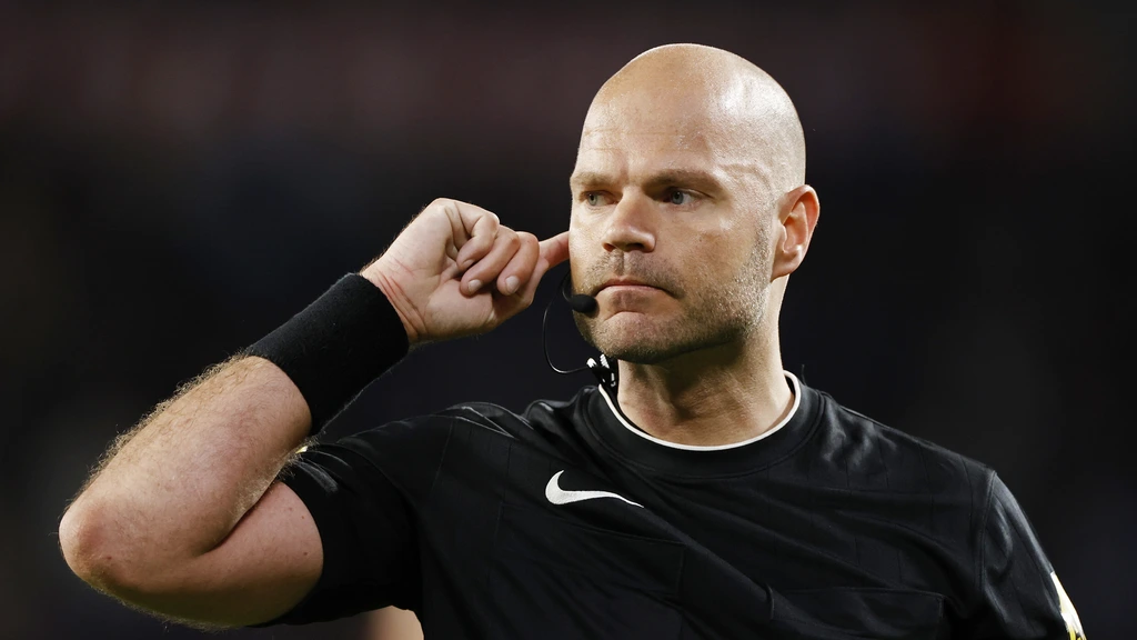 Eredivisiescheidsrechter Rob Dieperink (38) overleden