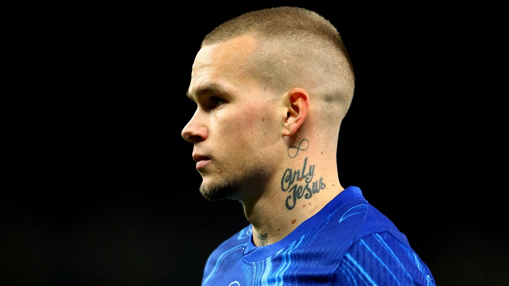 Dopingschorsing van vier jaar opgeheven: Chelsea-speler Moedryk mag weer spelen
