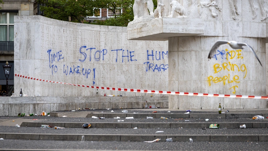 Verdachte bekladding Nationaal Monument op de Dam blijft vastzitten
