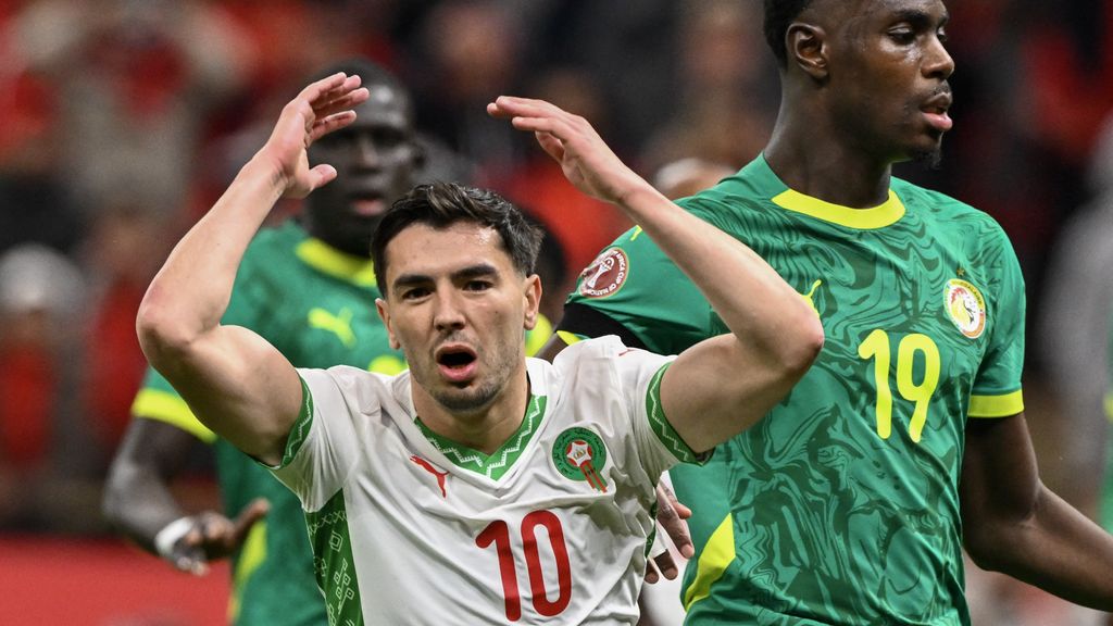 'Gênant beeld van Afrika' en mislukte panenka: pijn dreunt na in Marokko