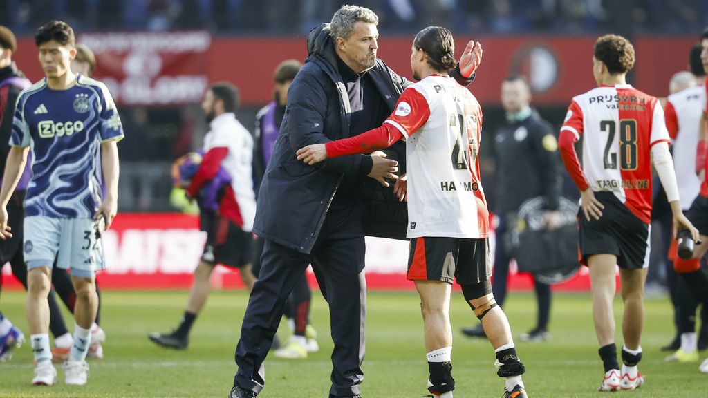 Feyenoord en Ajax spelen gelijk in Klassieker, nog geen kampioenswedstrijd PSV