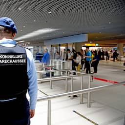Drie mannen opgepakt voor diefstal van 5 miljoen euro aan smartphones