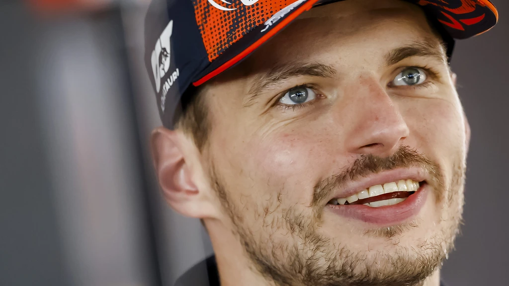 Verstappen verbaast zichzelf met tweede plek in Hongarije: 'Ongelofelijk resultaat'