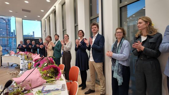 Ze kregen doodsverwensingen maar toch zijn Xenia en Jenna (27) raadslid geworden