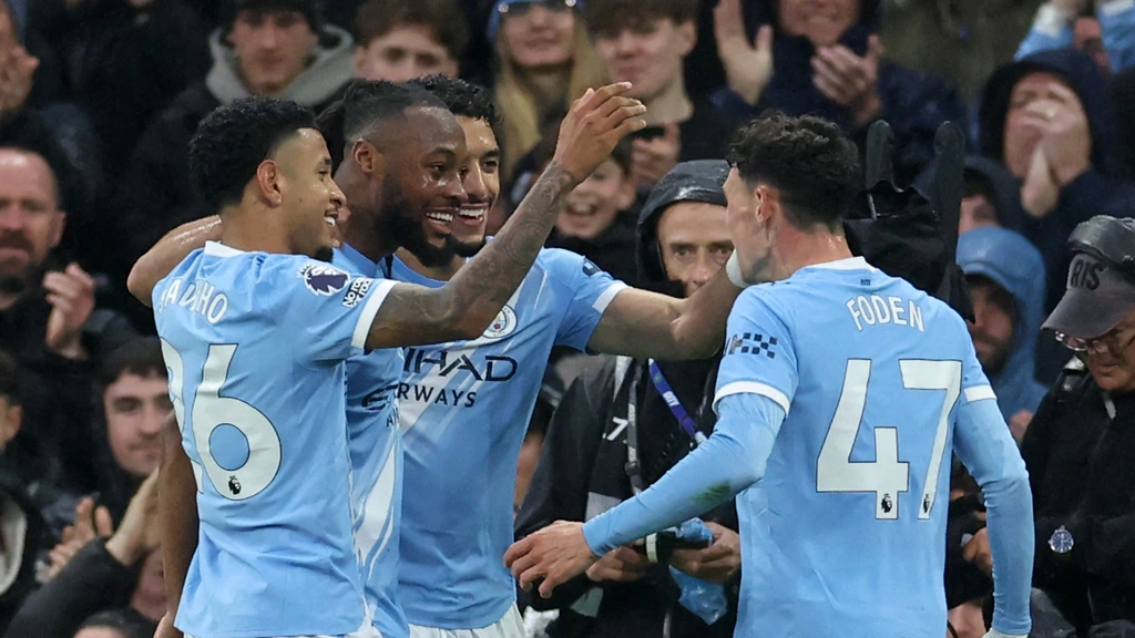 City blijft in het spoor van koploper Arsenal door zege op Crystal Palace