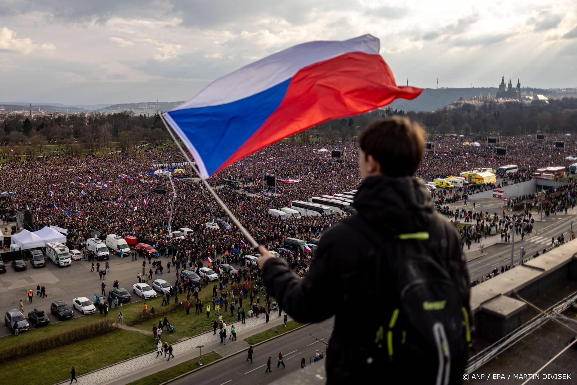 Grote demonstratie in Praag tegen Tsjechische regering
