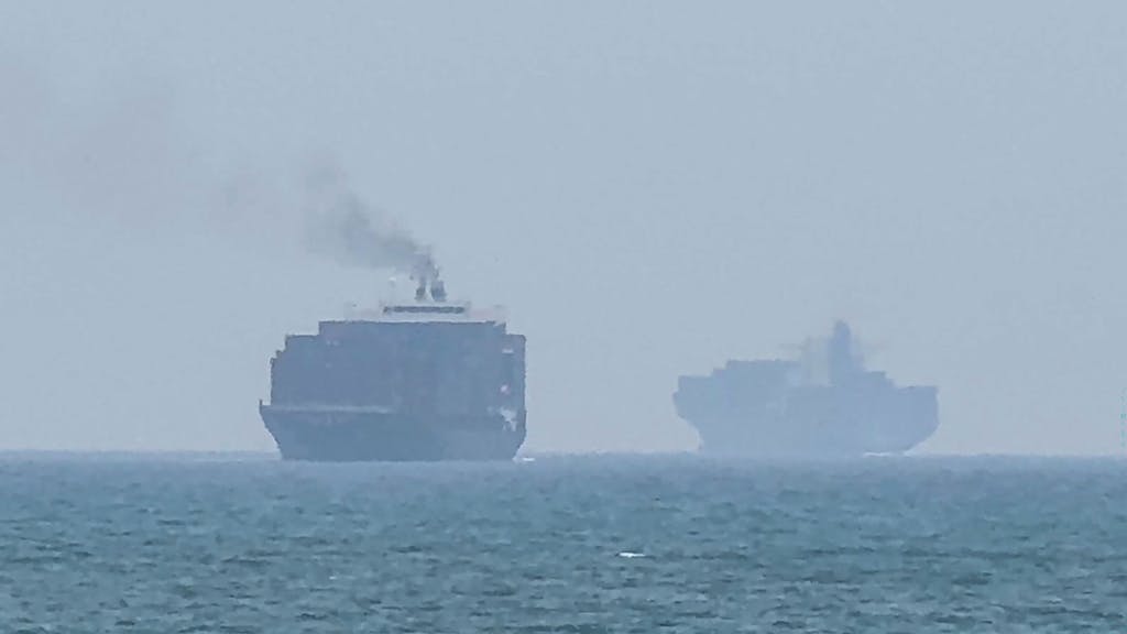 Nieuwe Amerikaanse aanvallen op Iran, olieprijzen 9 procent hoger