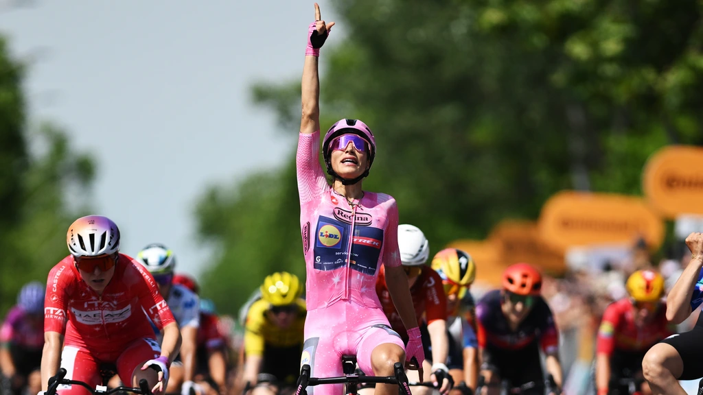 Balsamo wint massasprint in tweede etappe Giro d'Italia Women