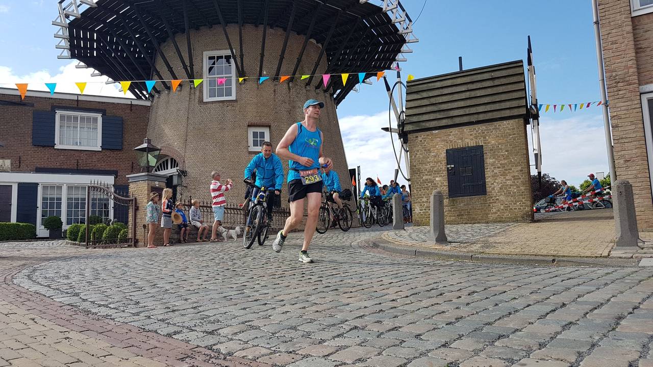 Kijk live: honderden teams lopen estafette Roparun voor mensen met kanker