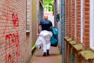 Dode man die werd aangetroffen in Amsterdamse woning is 73-jarige Paul, politie vermoedt misdrijf