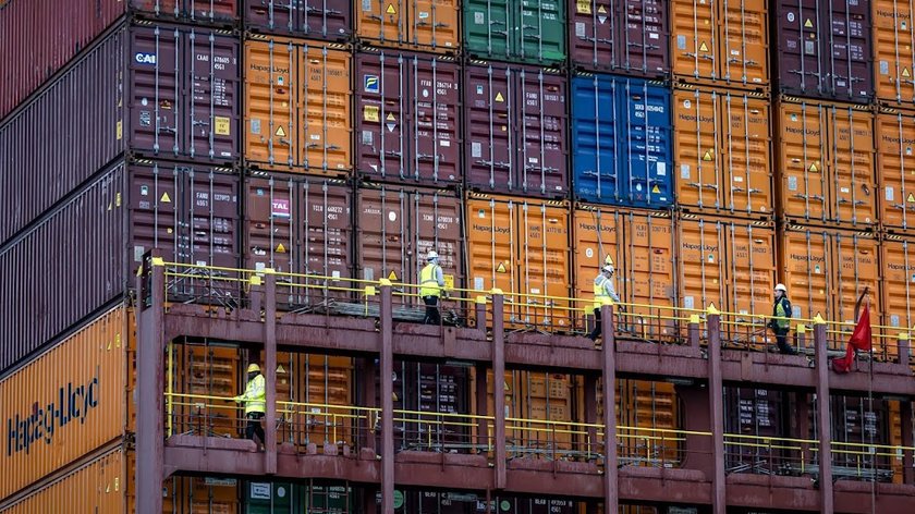 Verkoopprijzen industrie verder omhoog door duurdere olie