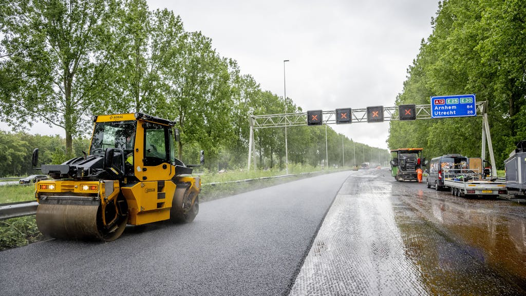 Kabinet snijdt in onderhoud infra, ondernemers: ‘bereikbaarheid in geding’