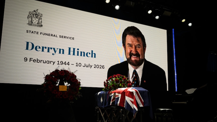 Live: State funeral for broadcaster Derryn Hinch underway in Melbourne